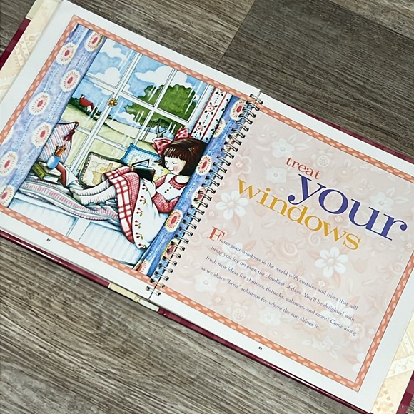 Mary Engelbreit Crafts to Decorate Your Home Book 90 Projects Exclusive Designs - Picture 3 of 5